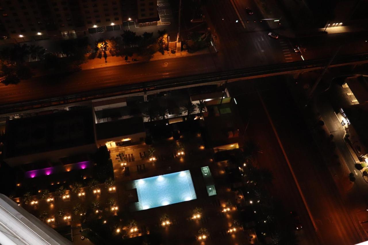 Balcony Suite Strip View 라스베이거스 외부 사진